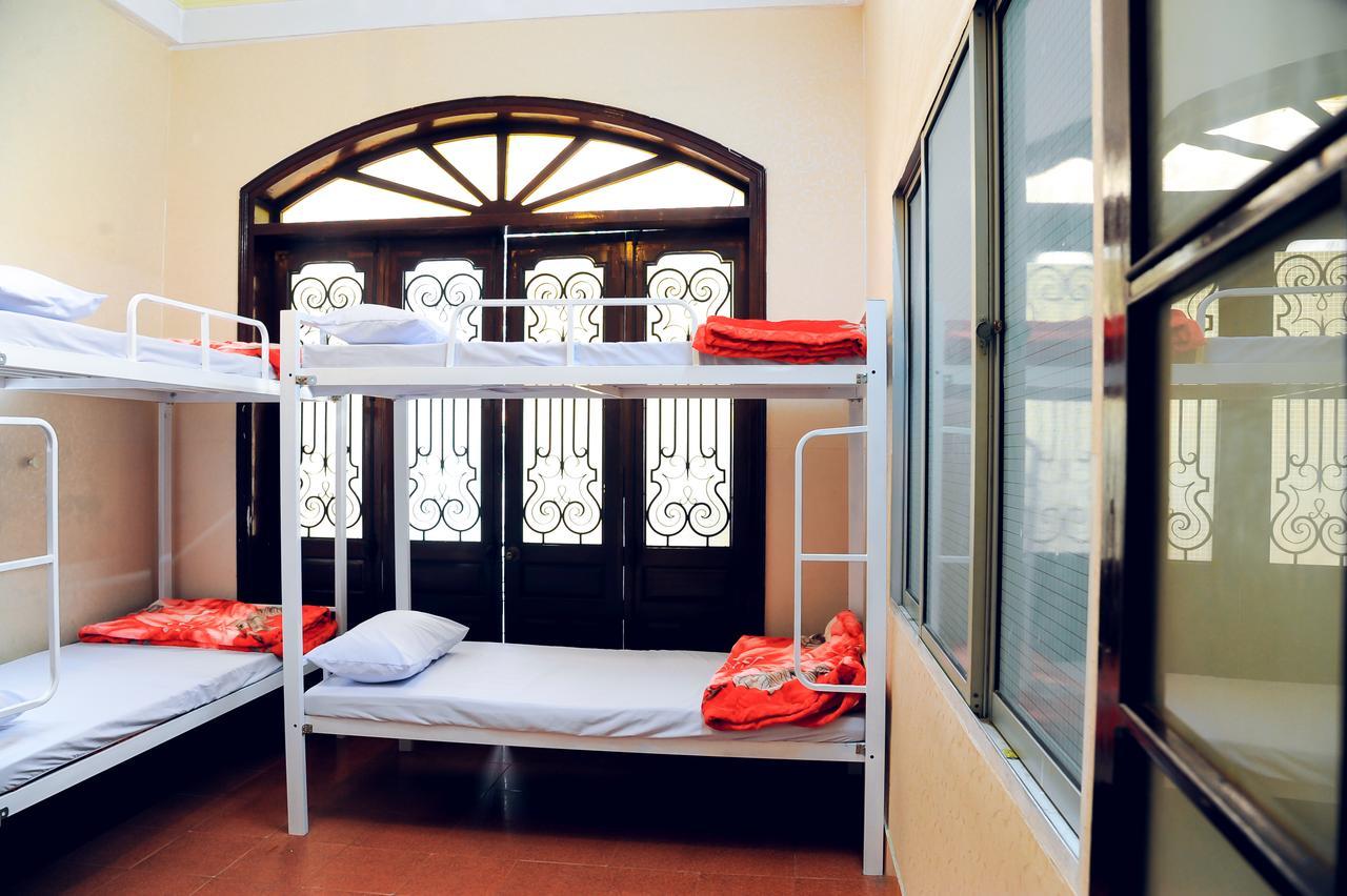 Queen Homestay Хюе Екстер'єр фото