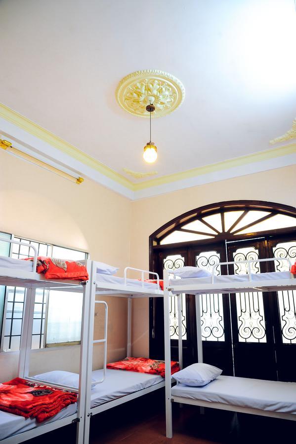 Queen Homestay Хюе Екстер'єр фото