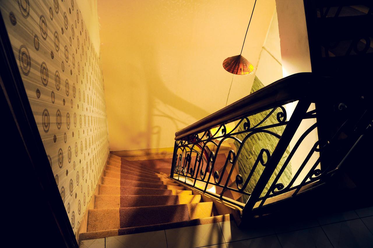 Queen Homestay Хюе Екстер'єр фото
