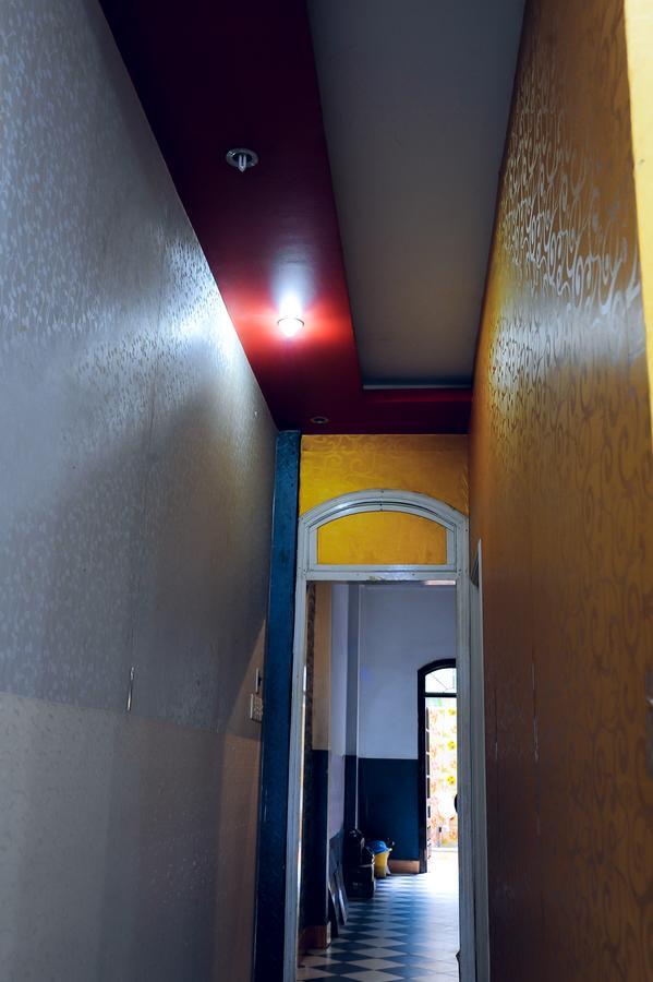 Queen Homestay Хюе Екстер'єр фото