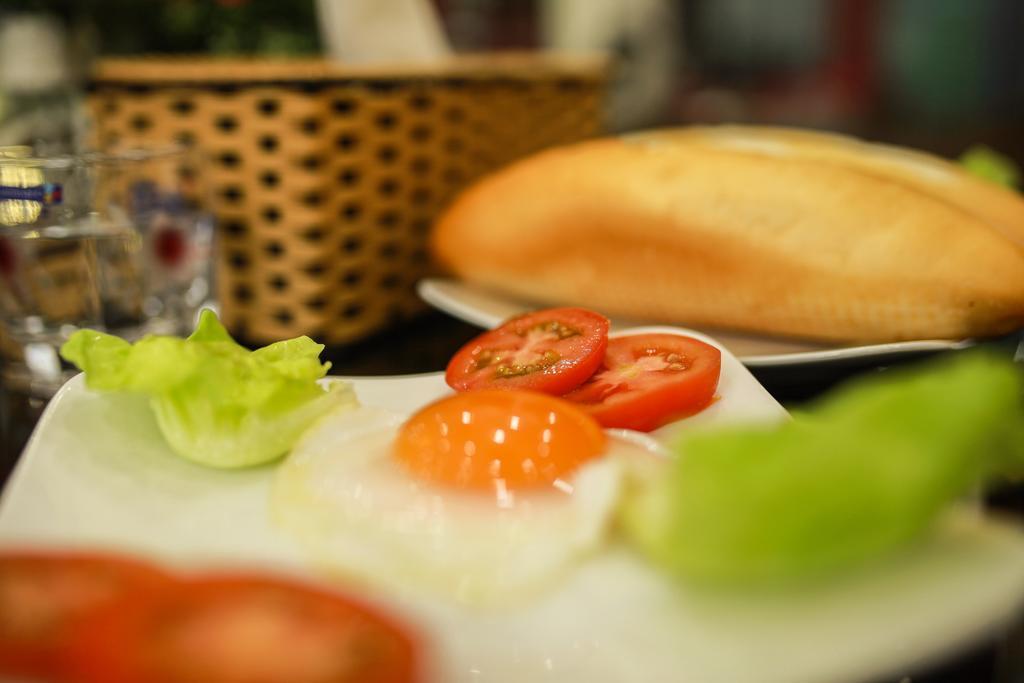 Queen Homestay Хюе Екстер'єр фото